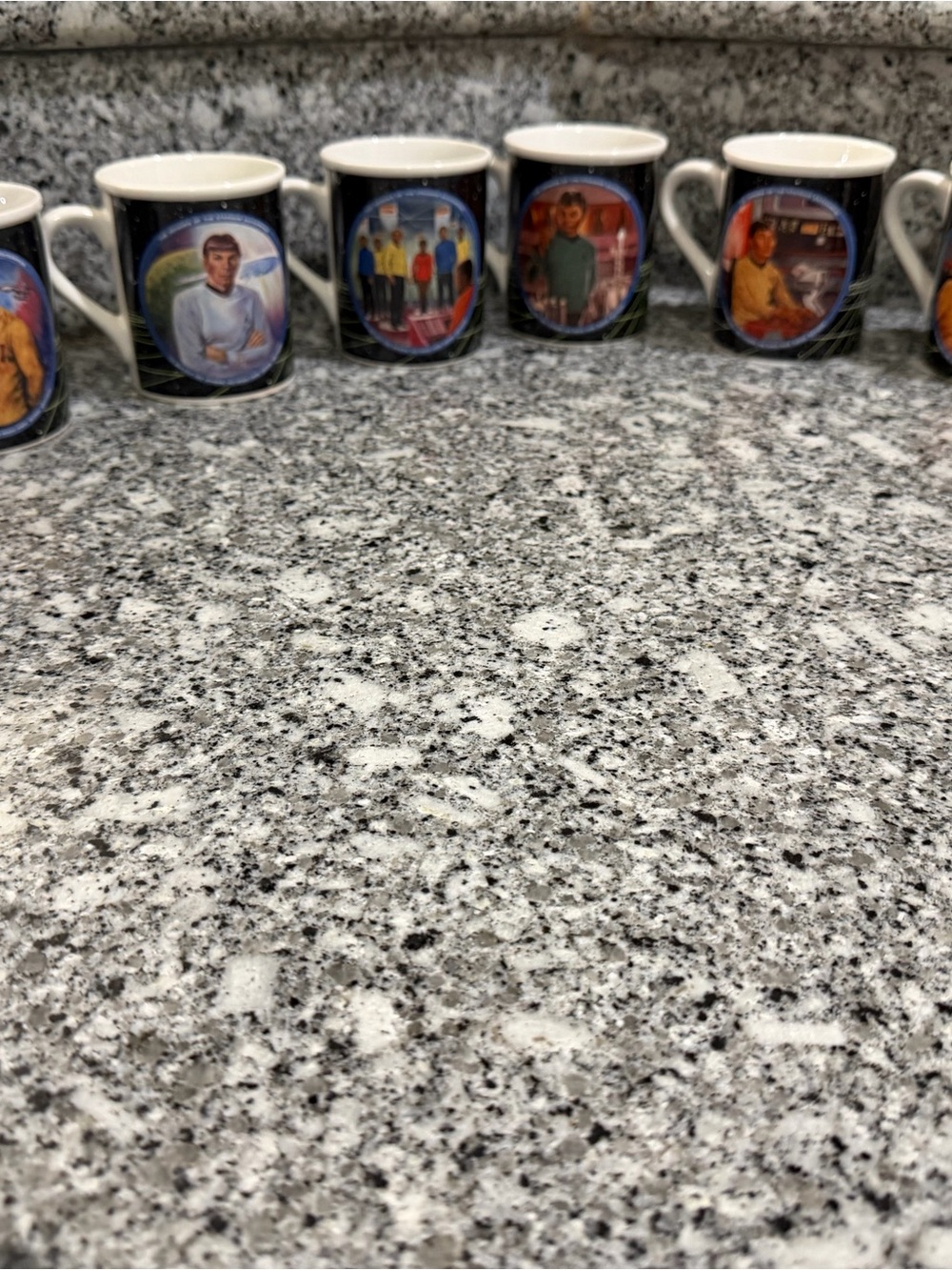 Vintage 1983 Original Star Trek Hamilton Collection Ceramic Mugs Set of 8.